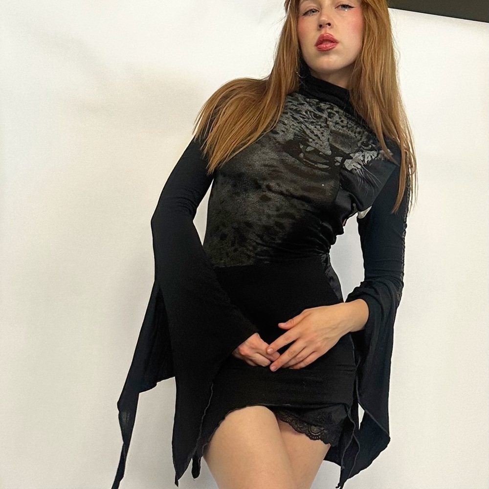 Isabel De Pedro Leopard Black Bell Sleeve Tunic Dress - Picture 2 of 16